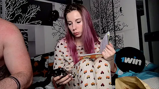 niki7377 online show from February 2025 05:40:01 PM