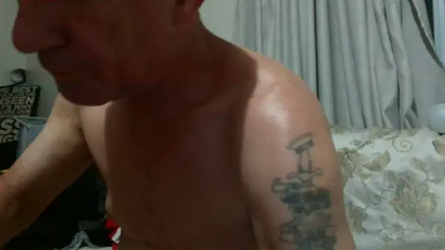 Snapshot of butseriouslykahnt chatting on December 2024 03:42:02 PM butseriouslykahnt online show from December 2024 03:42:02 PM