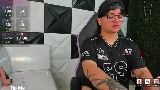 isabeautyx19 online show from June 2026 01:43:01 PM