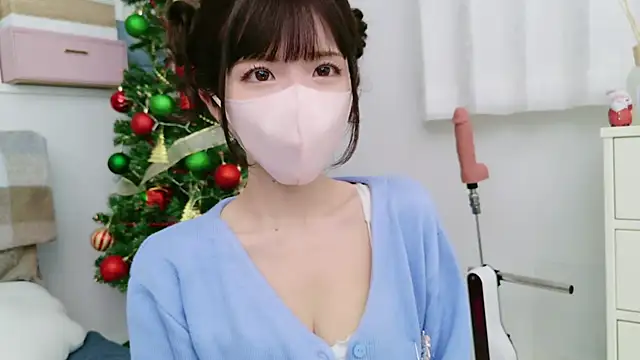 -minami- online show from December 2024 02:15:01 PM