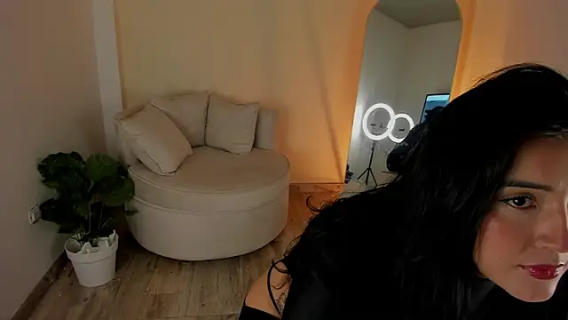 miss catalina9 online show from December 2024 05:16:01 AM