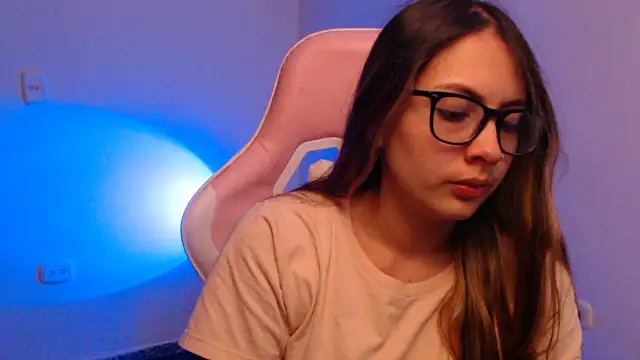 lalawhitte online show from September 2025 09:59:02 PM