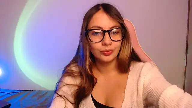 lalawhitte online show from October 2025 03:54:01 PM