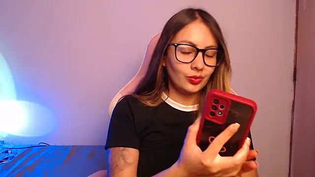 lalawhitte online show from October 2025 09:01:01 PM