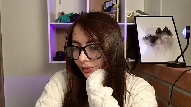 lalawhitte online show from July 2026 04:55:02 PM