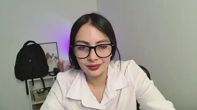 lalawhitte online show from July 2026 09:17:02 PM