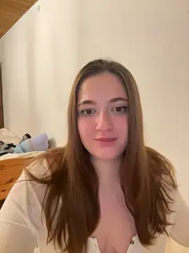 Kamilla Loop online show from January 2025 09:08:02 PM