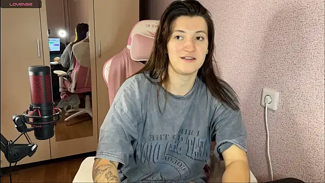 Katrin  kiss online show from February 2025 03:28:02 PM