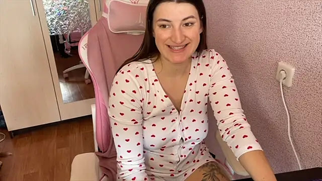 Katrin  kiss online show from March 2026 10:41:01 AM