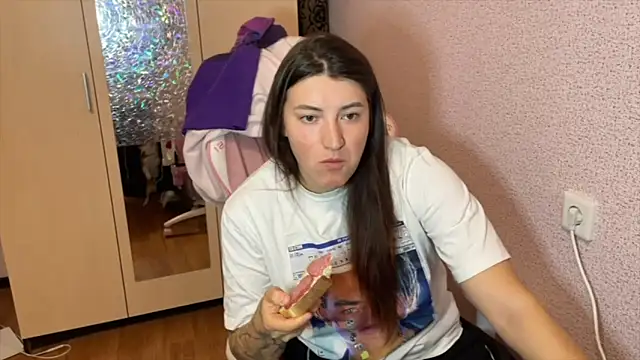 Katrin  kiss online show from March 2026 07:08:02 PM