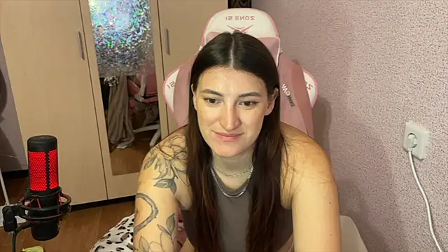 Katrin  kiss online show from March 2026 07:26:01 PM