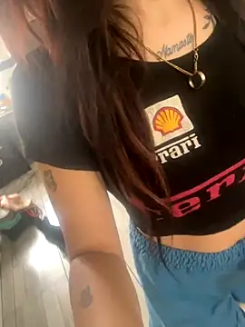 Snapshot of melisabunnny chatting on November 2025 02:19:02 PM melisabunnny online show from November 2025 02:19:02 PM