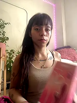 Snapshot of melisabunnny chatting on November 2025 03:30:02 PM melisabunnny online show from November 2025 03:30:02 PM