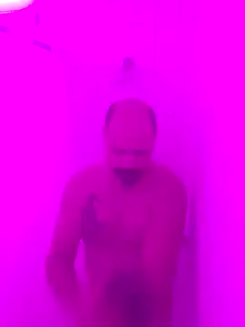 KrazyLegz online show from December 2024 02:20:02 AM