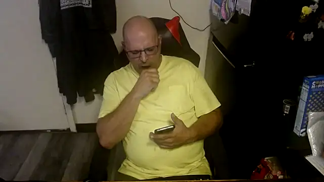 KrazyLegz online show from September 2025 12:32:02 AM