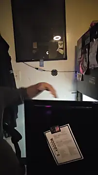 KrazyLegz online show from January 2026 02:38:02 AM