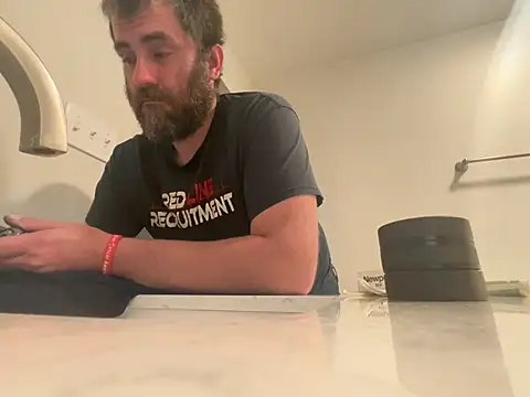 bigJohnson223 online show from March 2026 05:33:02 AM