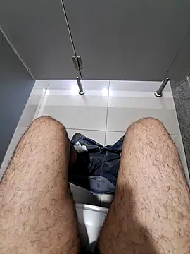 Snapshot of johny_69d@xh chatting on January 2025 09:05:01 AM johny 69dxh online show from January 2025 09:05:01 AM