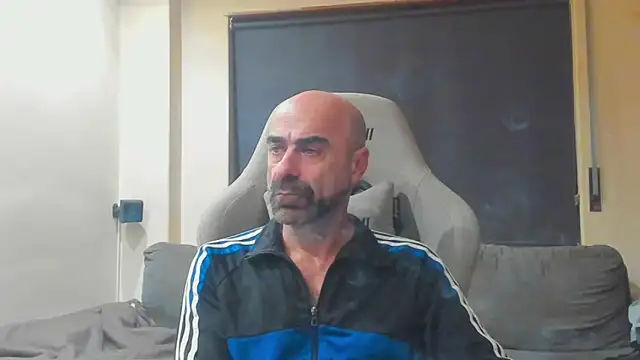 Bicopflirt online show from December 2025 09:19:02 PM