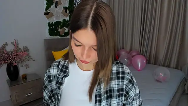 ContinentOfTranquility online show from February 2025 05:19:02 AM