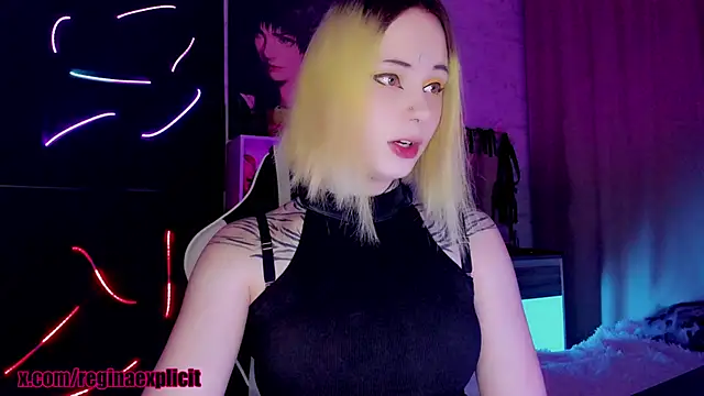 Snapshot of snake__bites chatting on October 2025 09:11:01 PM snake bites online show from October 2025 09:11:01 PM