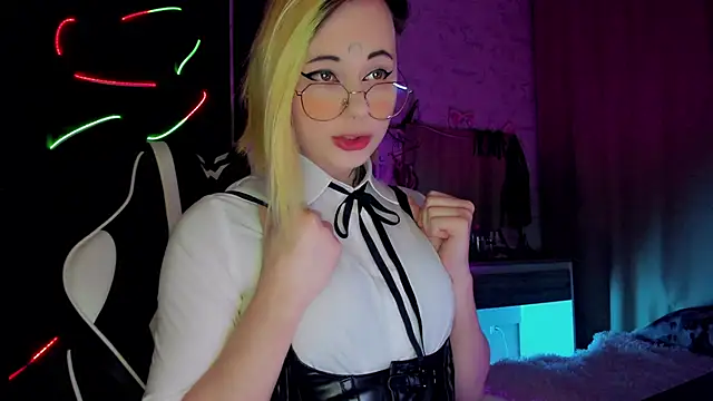 Snapshot of snake__bites chatting on October 2025 08:40:01 PM snake bites online show from October 2025 08:40:01 PM