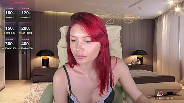 Snapshot of MilaSecrett chatting on January 2025 01:47:02 PM MilaSecrett online show from January 2025 01:47:02 PM