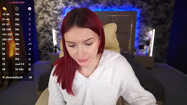 Snapshot of MilaSecrett chatting on February 2025 02:20:02 PM MilaSecrett online show from February 2025 02:20:02 PM