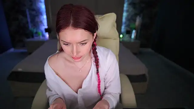 Snapshot of MilaSecrett chatting on March 2025 07:38:01 PM MilaSecrett online show from March 2025 07:38:01 PM