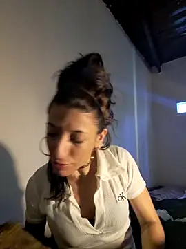 Snapshot of gala2 chatting on February 2026 10:00:02 AM gala2 online show from February 2026 10:00:02 AM