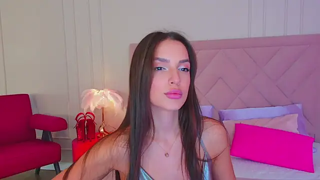 BellaHalles online show from February 2025 11:36:02 AM