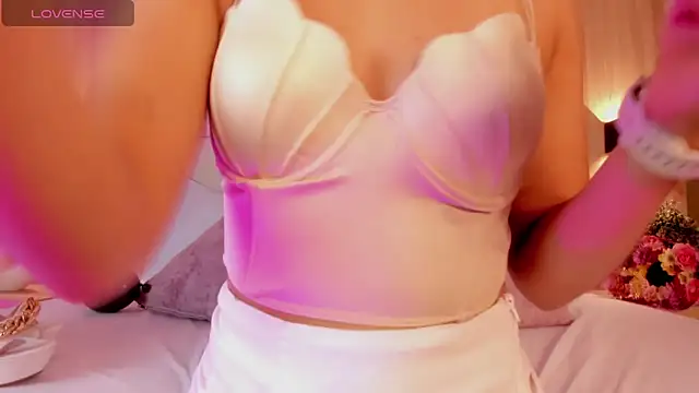 bella1207 online show from March 2026 07:32:01 PM