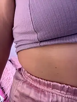 solecito 22 online show from March 2025 01:43:01 AM