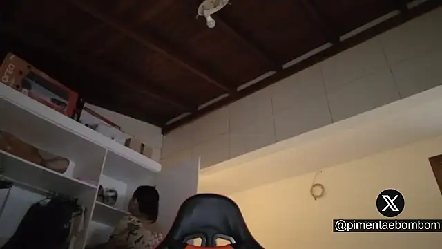 bombomepimenta online show from September 2025 09:52:02 PM