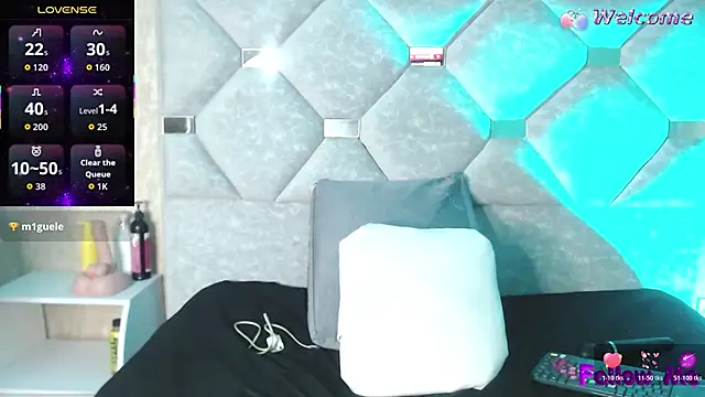 Danielaa a online show from March 2026 11:33:01 PM