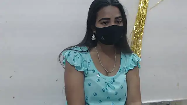 wildbabes online show from March 2026 08:01:01 PM