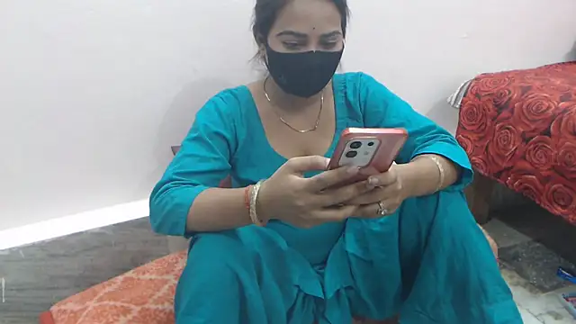 Snapshot of wildbabes chatting on May 2026 07:08:01 PM wildbabes online show from May 2026 07:08:01 PM