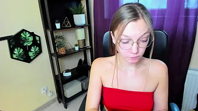 EmillyPlay online show from January 2025 10:27:01 AM