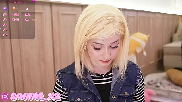 Snapshot of Sonnie_ chatting on January 2025 11:34:01 AM Sonnie online show from January 2025 11:34:01 AM