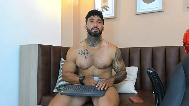 naugthy dominant online show from February 2025 04:41:02 AM