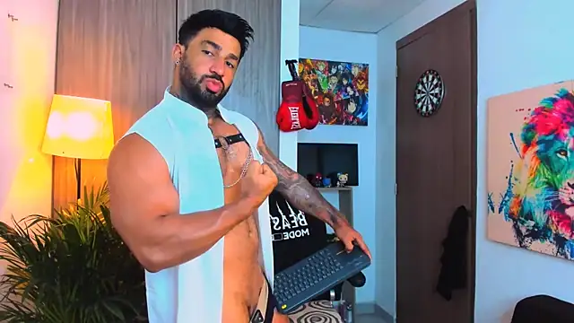 naugthy dominant online show from October 2025 01:22:01 PM