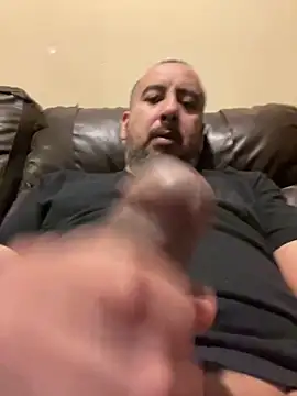 ElPollo77 online show from February 2025 10:37:01 PM