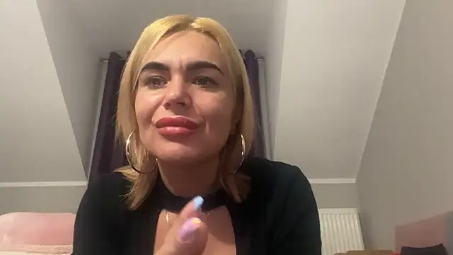 DESIREjenny online show from December 2024 11:12:01 AM