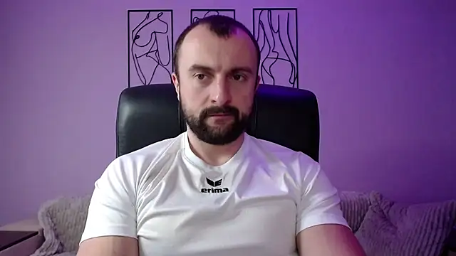 brindlefly6969 online show from January 2025 11:24:01 AM