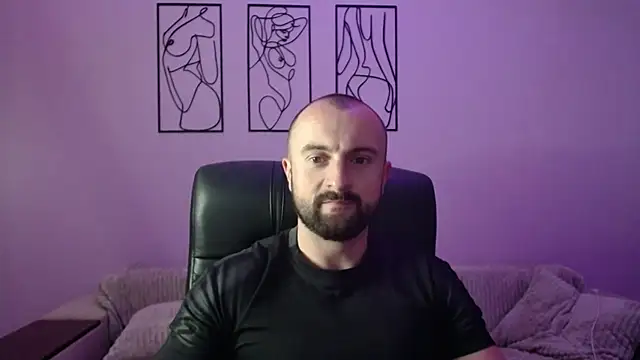 brindlefly6969 online show from September 2025 11:48:01 AM