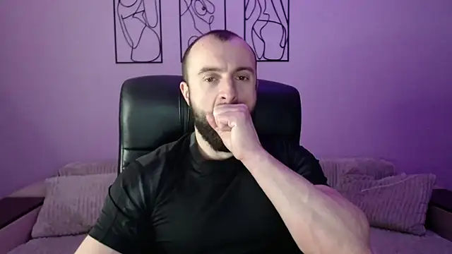 brindlefly6969 online show from March 2026 12:09:01 PM