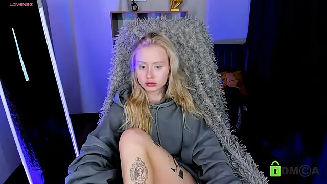 MalenaErnman online show from March 2025 02:01:02 PM