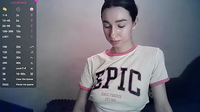 ElizaSwon online show from February 2025 05:08:01 PM