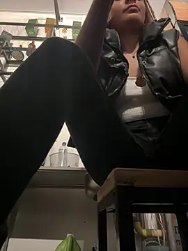 pamell col online show from December 2024 11:36:02 PM