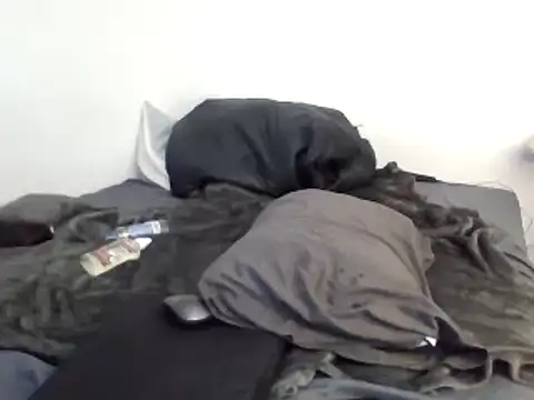 Iliketocooksquirt25 online show from March 2025 06:26:02 PM